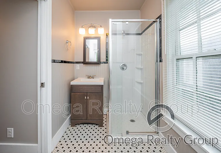 2104 Yancey Ave — Photo 22