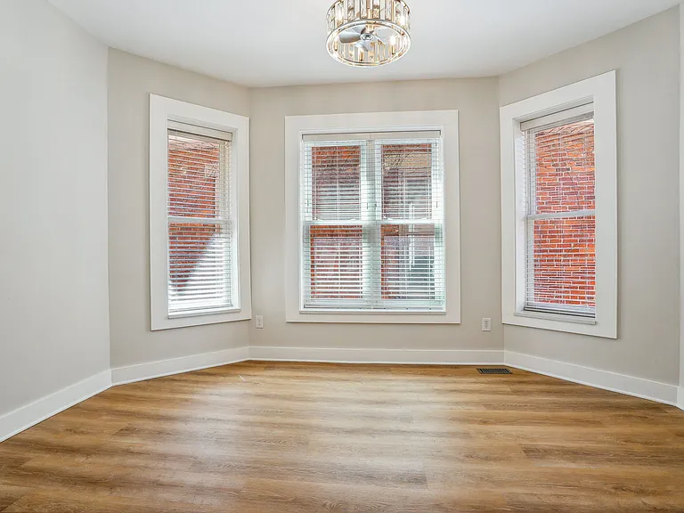 1386 1/2 Neil Ave #1/2 — Photo 18