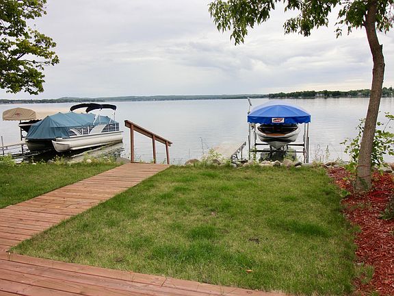 4th image of 1193 W Lake Dr