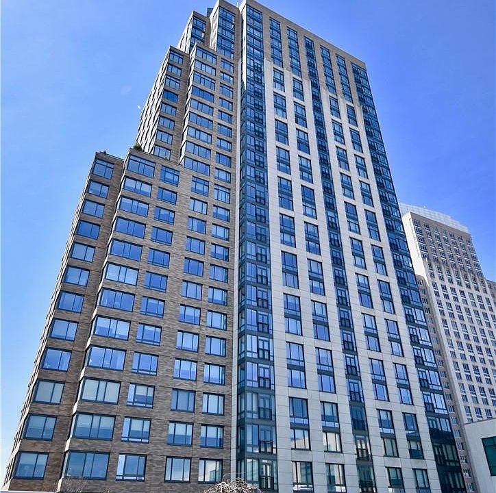 1st image of 10 City Place #PH2F