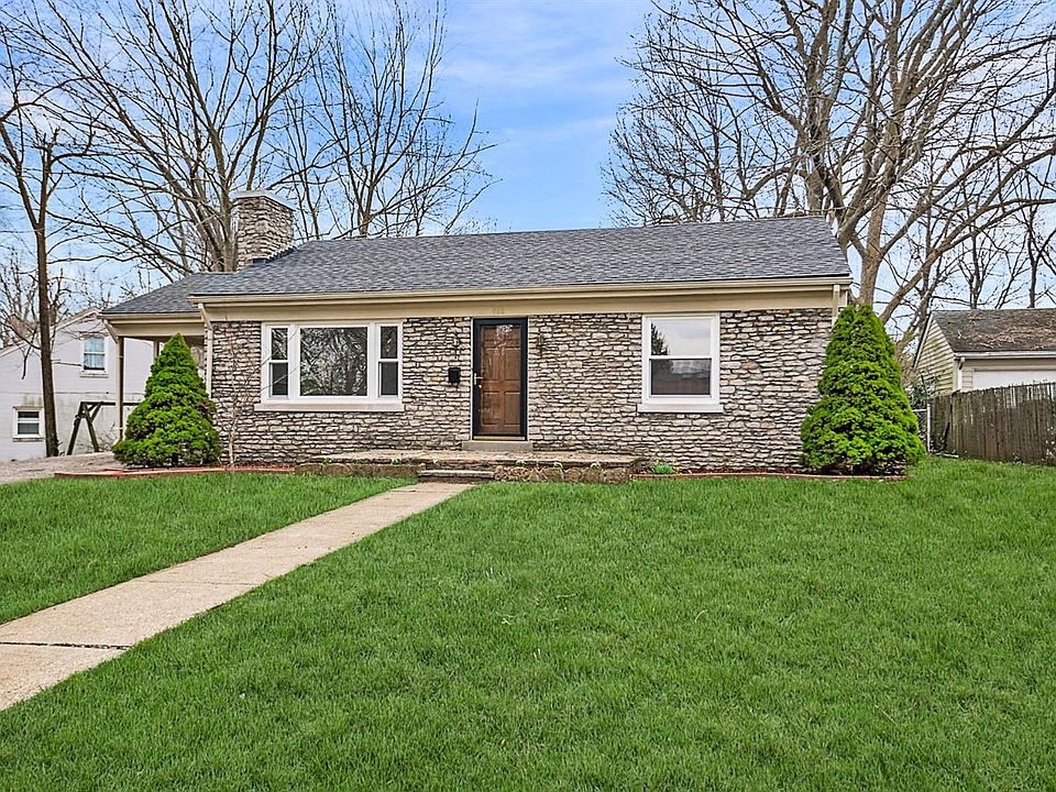 1st image of 462 Stratford Dr