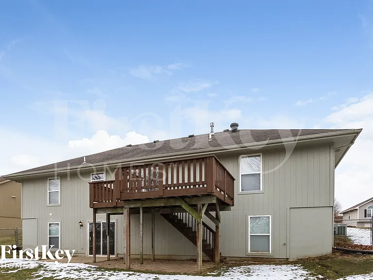 2211 Glenside Rd — Photo 12