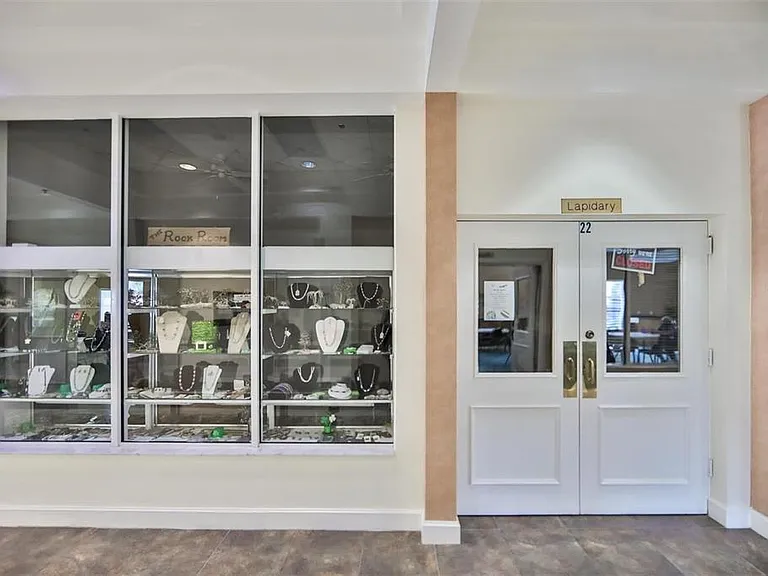 1237 Corinth Greens Dr #40 — Photo 37