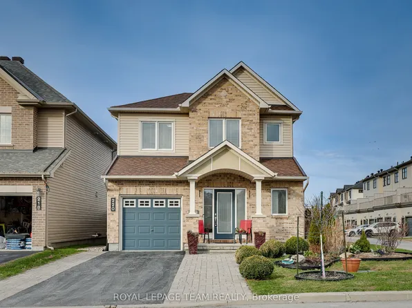 220 Mission Trail Cres, Ottawa, ON K2T 0H7