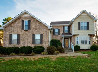 1829 Springs Inn Rd, Clarksville, TN 37043