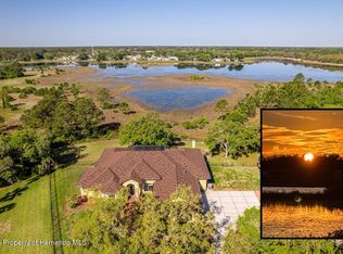 9641 Tooke Shore Dr, Weeki Wachee, FL 34613