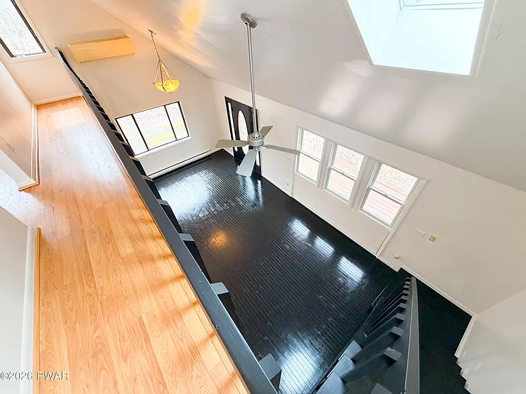811 Hickory Ct — Photo 16