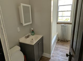 3025 N 1st St APT 1, Milwaukee, WI 53212