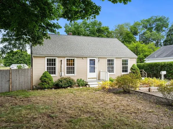 5 Dipalma Rd, Beverly, MA 01915