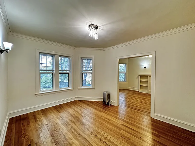 2633 W Ainslie St #3 — Photo 10