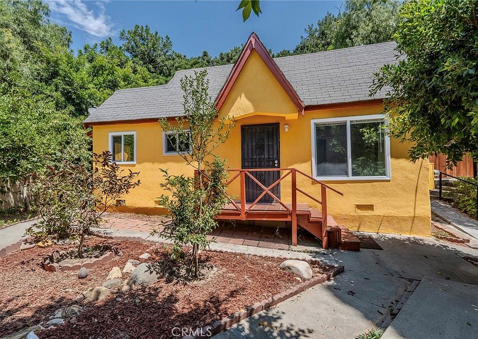 1st image of 4215 Corona Dr