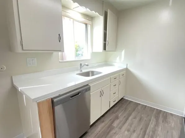 1228 Floribunda Ave APT 12, Burlingame, CA 94010