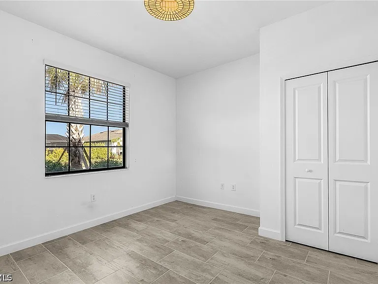 11151 Timber Creek Dr E — Photo 16