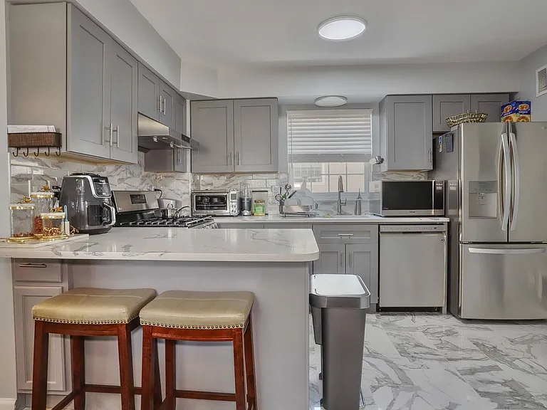 87 Wallis Ave #2 — Photo 8