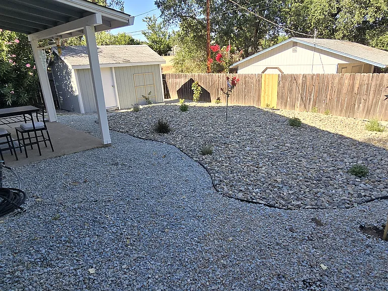2801 Henderson Rd — Photo 26