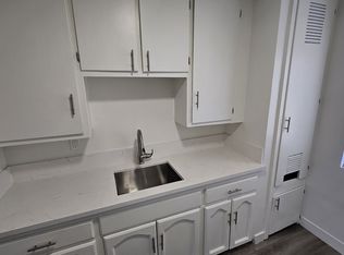 1520 E 85th St #6, Los Angeles, CA 90001