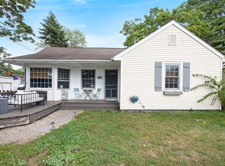 551 Grove Ave, Holland, MI