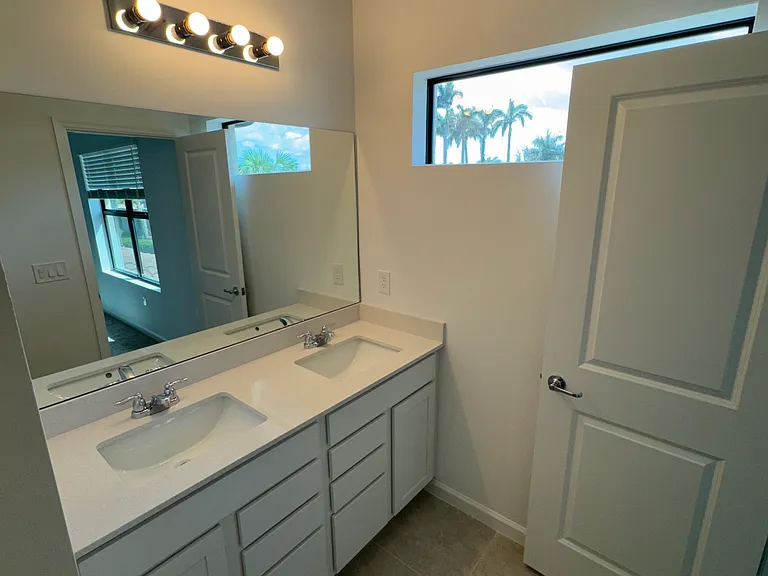 1558 Fells Cove Ln — Photo 7
