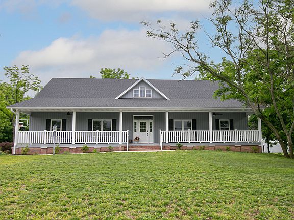 3rd image of 1422 E 370th Road