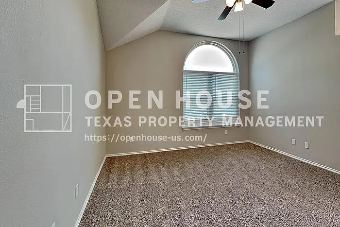 8708 Pedernales Trl — Photo 10