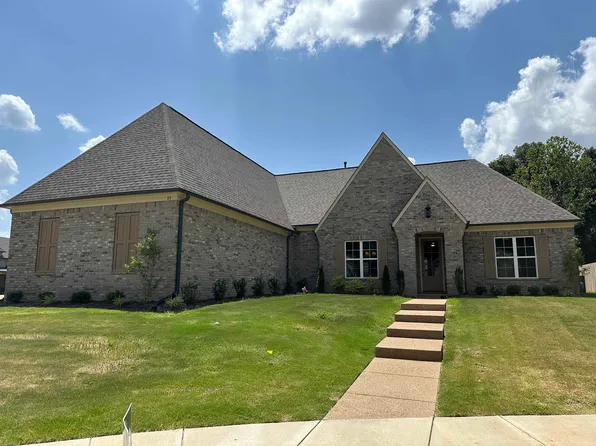 85 Betsy Valley Dr, Oakland, TN 38060