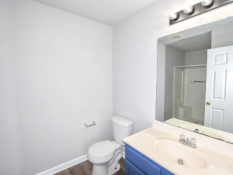 4273 Villas Dr — Photo 12