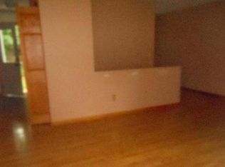 4853 Plymouth Rd, Mound, MN 55364