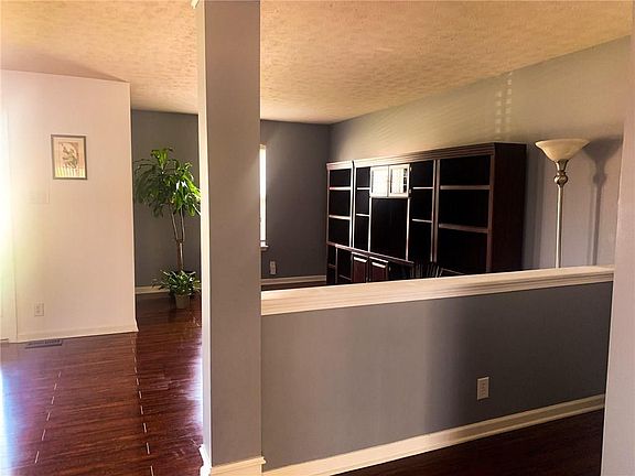 5th image of 13484 Lorenzo Blvd