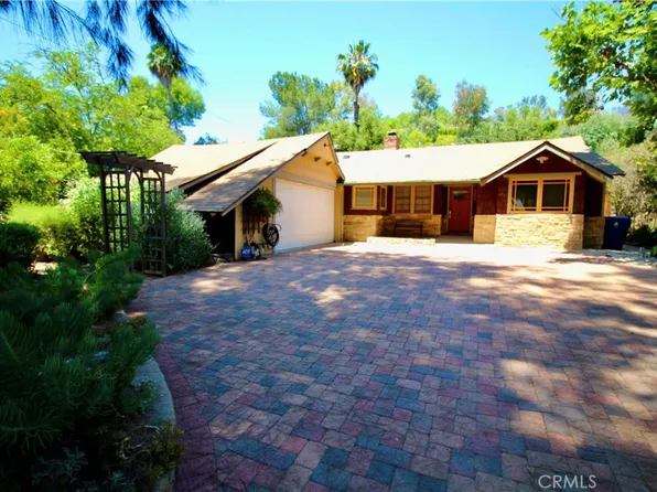 4968 Reforma Rd, Woodland Hills, CA 91364