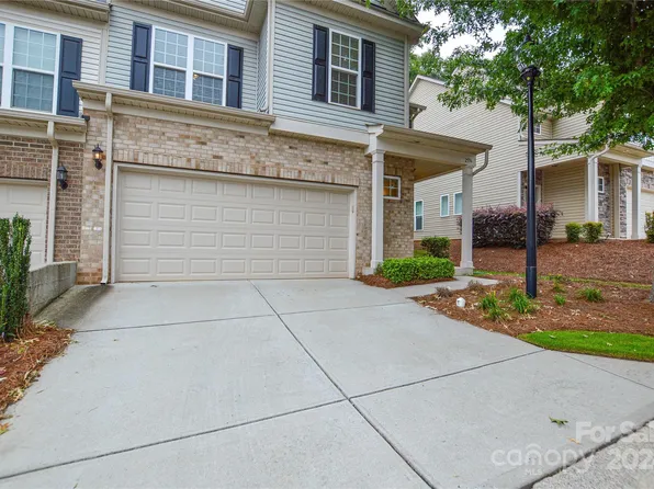 2556 Royal York Ave, Charlotte, NC 28210