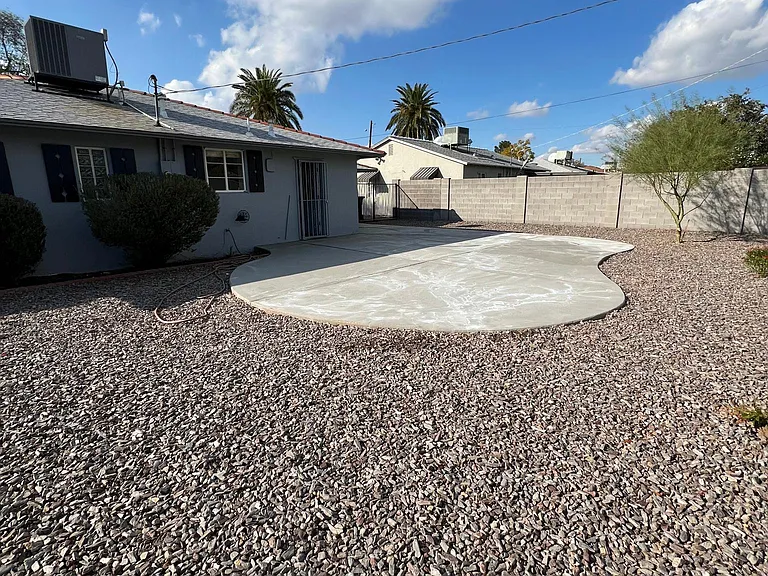 4215 N 16th Ave — Photo 10