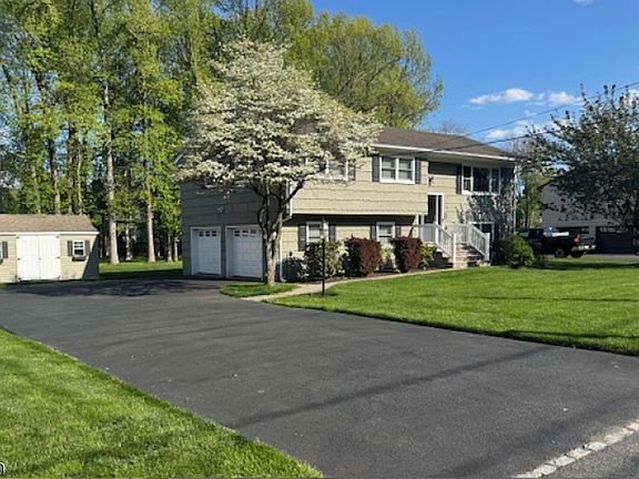 2nd image of 10 Cole Rd