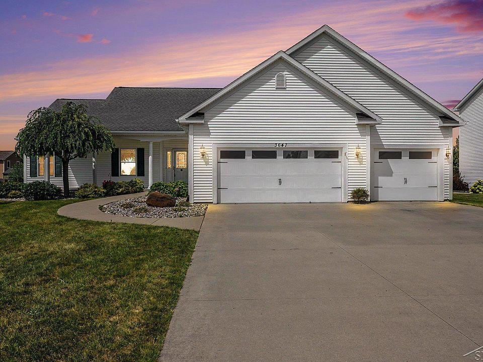 1st image of 3647 Coachmans Ridge Dr