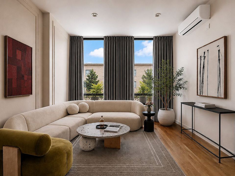 1st image of 12 Lawton St #1