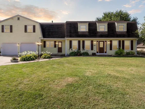 2815 Dartmouth Drive, Janesville, WI 53548