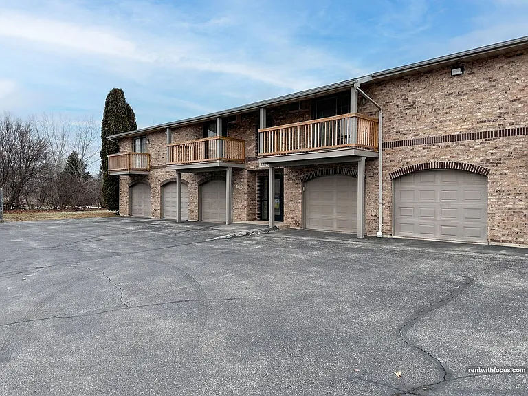 3809 E. River Dr. — Photo 15