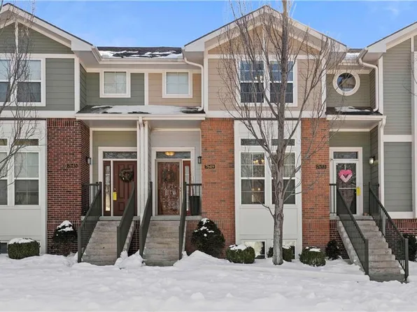 7649 W 78th St, Overland Park, KS 66204
