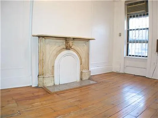 Rented by Living New York | media 7