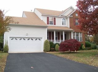 10919 Summer Arbor Ln, Chester, VA 23831