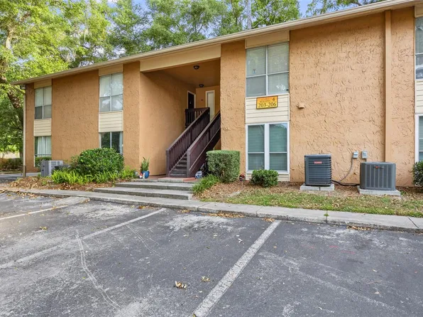 1810 NW 23rd Blvd APT 203, Gainesville, FL 32605