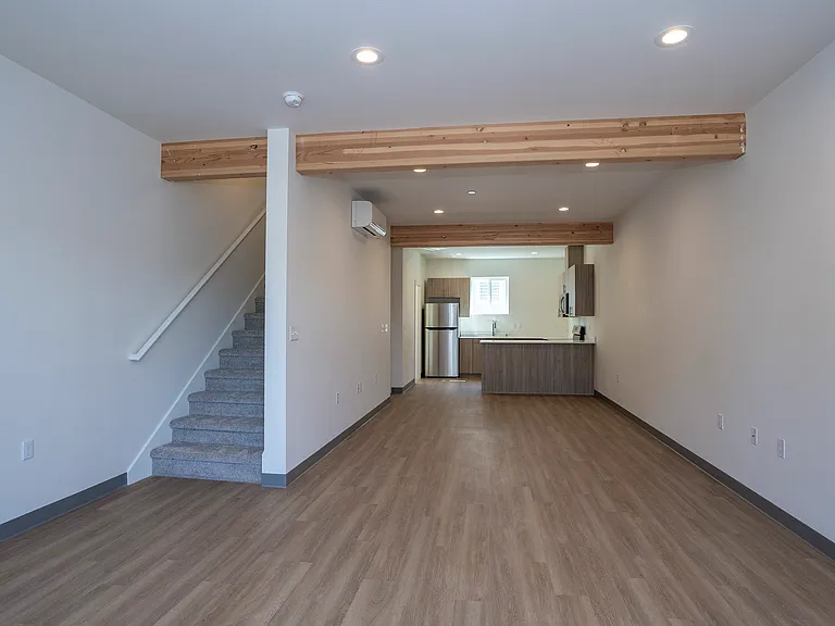 4873 S 48th St #D-2 — Photo 25