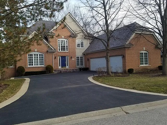 11 Lakeside Ln photo 1