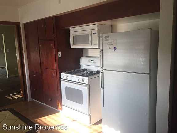 5th image of 310 Wilson Ave