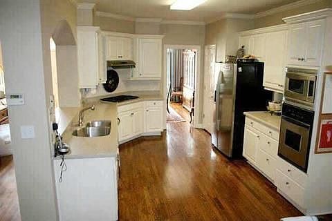 Entertaining Kitchen