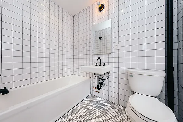 Rented by HCRE | media 5