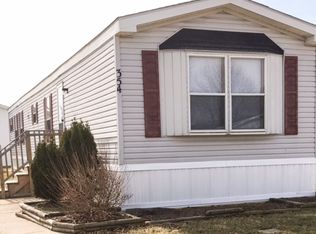 354 Blackthorne Trl, Monroe, MI 48161