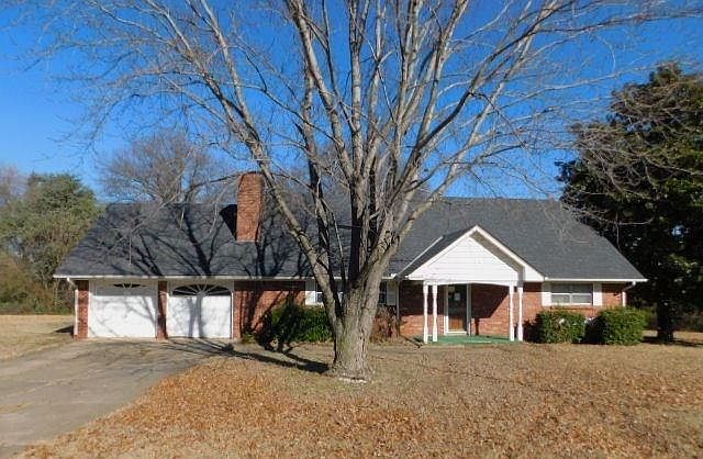 1st image of 4701 NE 31st St