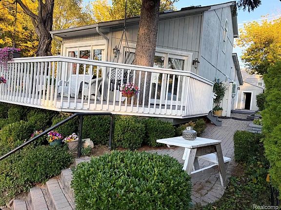 3rd image of 2295 Austin Dr
