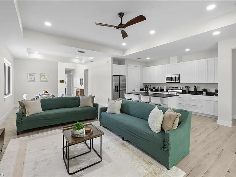 2547 Storter Ave — Photo 12