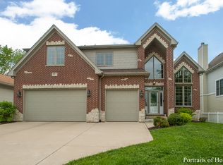 841 S Charlotte St, Lombard, IL